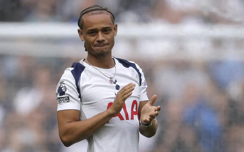 半岛体育入口-西蒙斯：加盟热刺前我曾与维尔纳聊过，他告诉我热刺很适合我