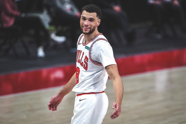 半岛体育APP-混混沌沌又一年！拉文赛季报销 公牛生涯提前结束？